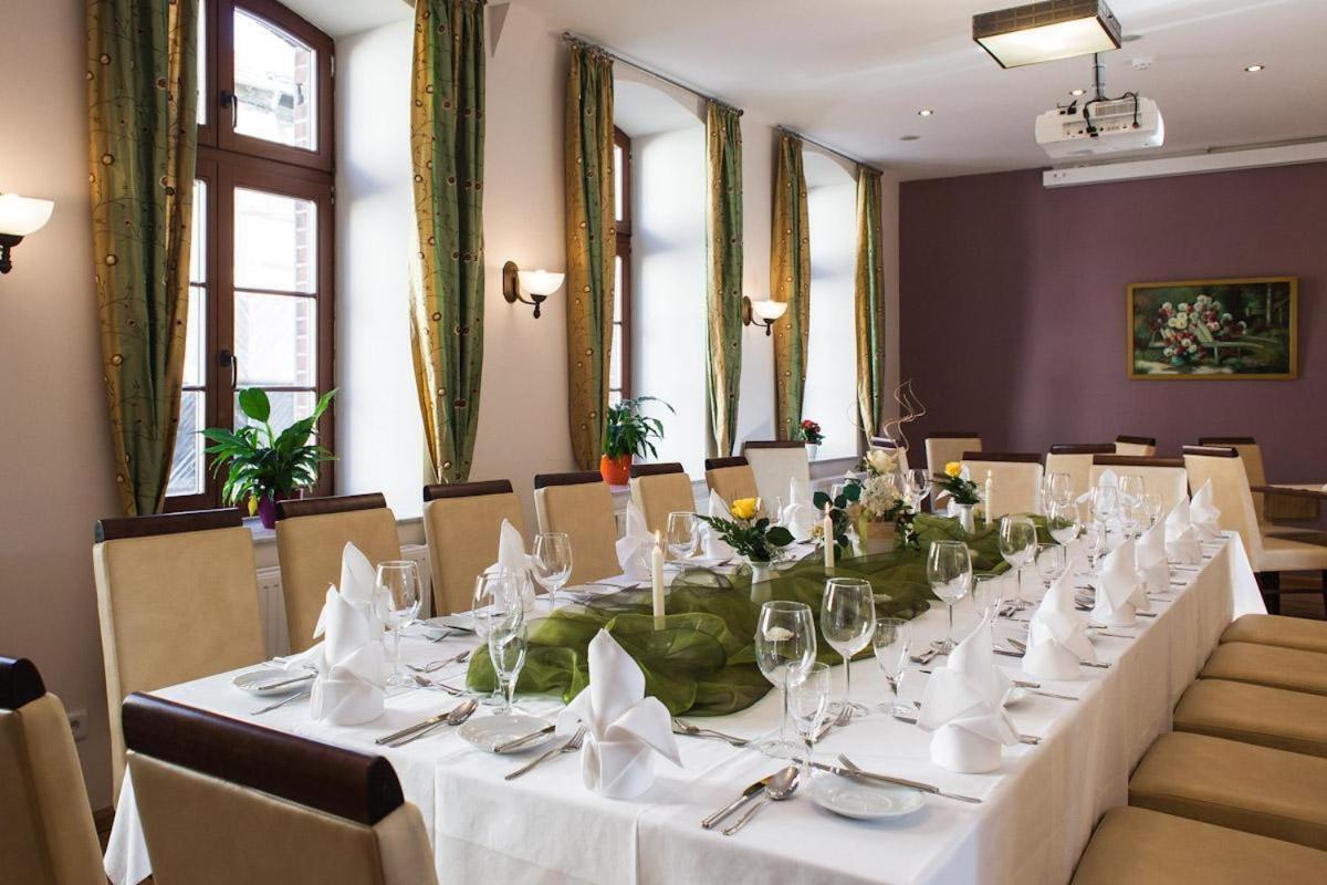 Hotel Und Restaurant Haus Sajons Plau am See Eksteriør billede